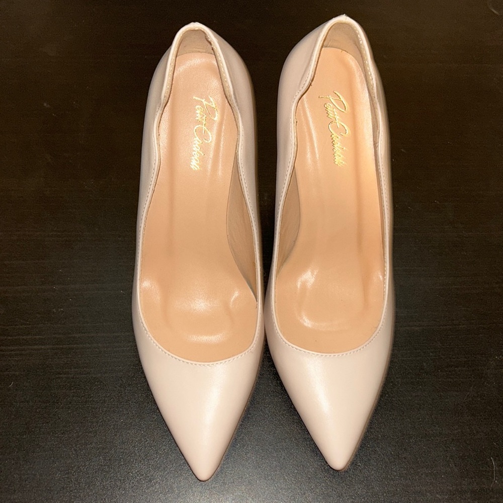 Petit Cadeau Lavinia Stiletto Leather Pump Size 8 Beige Light Pink 4” heel